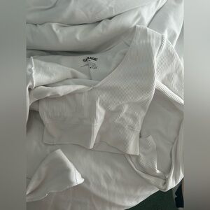 white garage crop top, size x small, used like brand new